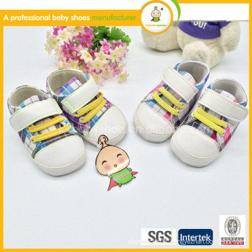 Hot sale fashion hand made baby cotton fabric shoes imported from china